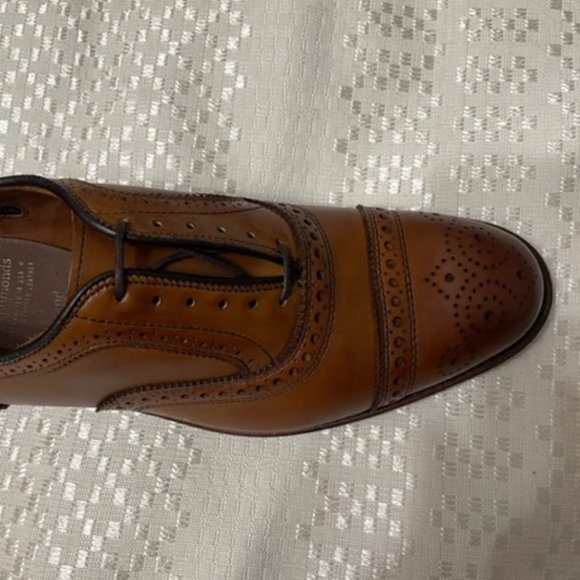 Allen Edmonds Strand Oxford Men's shoes - Picture 6 of 12